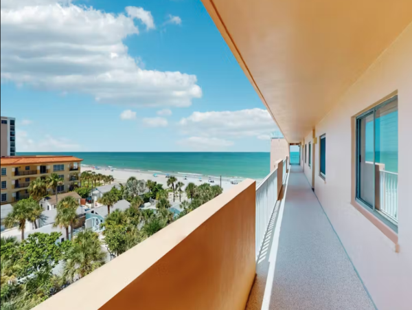 Lovely Oceanfront 3 Bedroom Vacation Condo